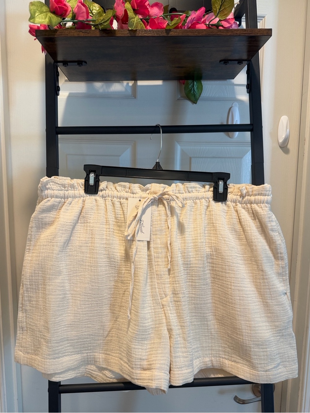 Plus Size Drawstring Cream Cotton Beach Shorts Vacation Shorts
